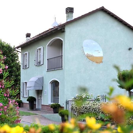 Gasthaus Profumi... Vinchio Exterior foto